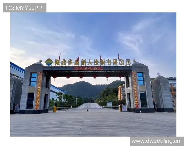 广州足球队战术创新引领潮流助力球队崛起成为新标杆